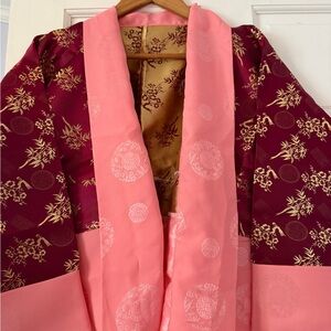 Elegant Pink and Burgundy Women's kimono style top(honju)